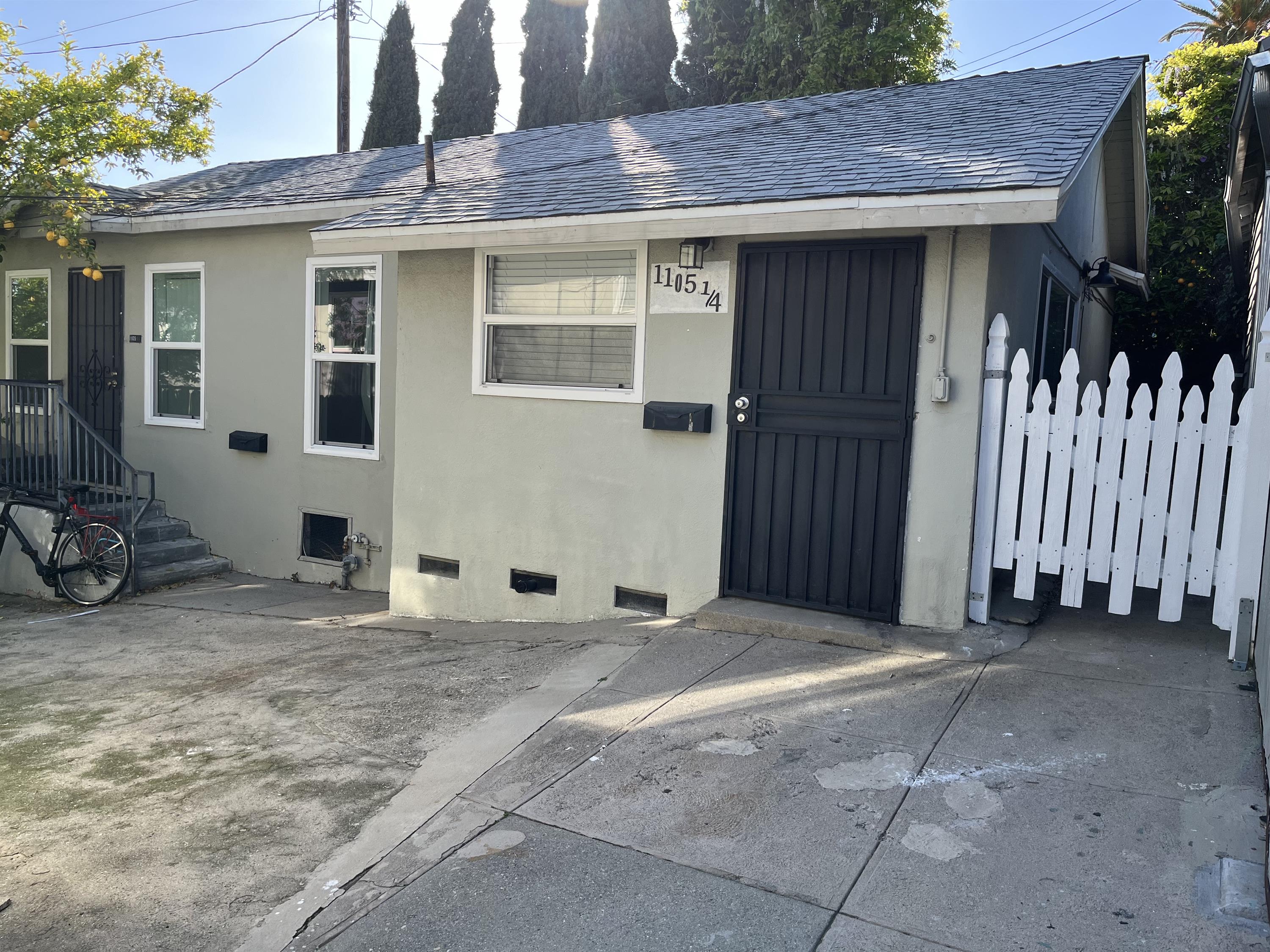 1101 Waterloo Street - 1105.25